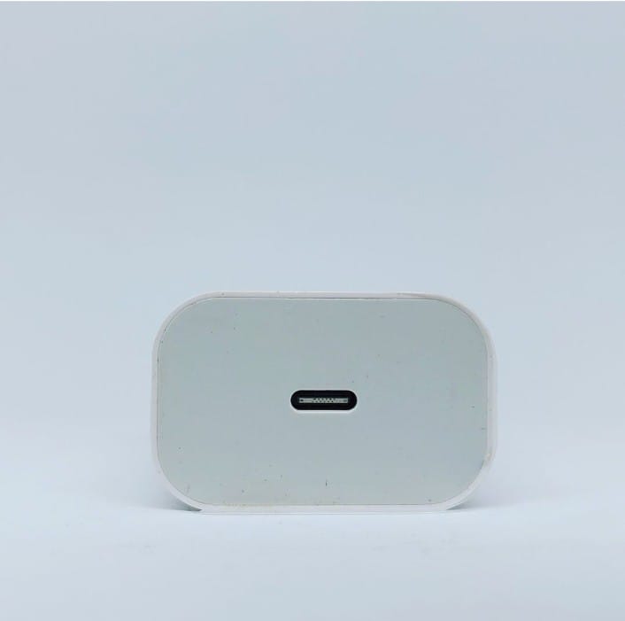 20W iPhone  adaptor