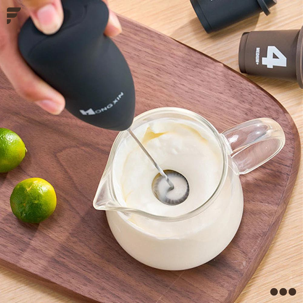 Electric Hand Hell Milk Coffee and Egg Mixture Beater Handy cell operator